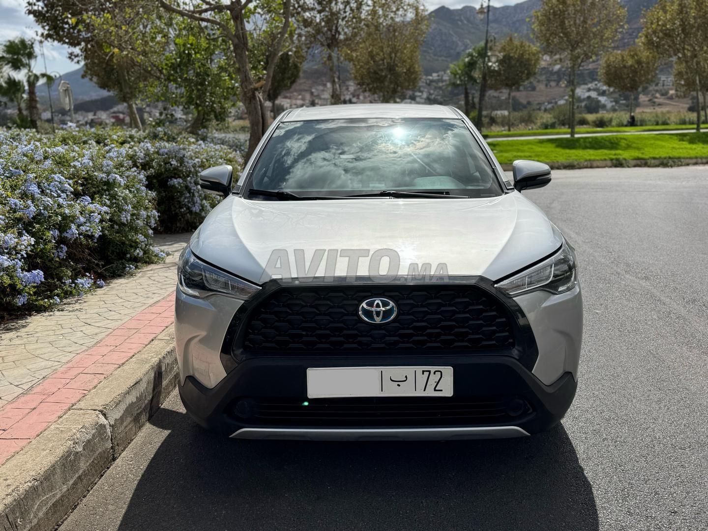 تويوتا كورولا كروس X SUV هايبرد BVA 71 ألف كم 2021